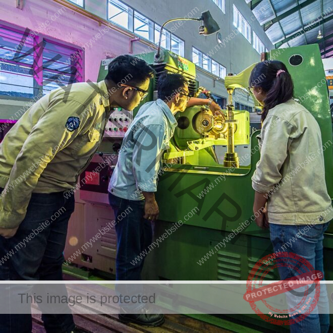 Teknik Manufaktur Adalah: Pengertian & Penerapan